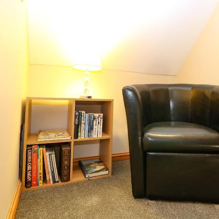 Lillies Pad Villa Thetford Exterior photo