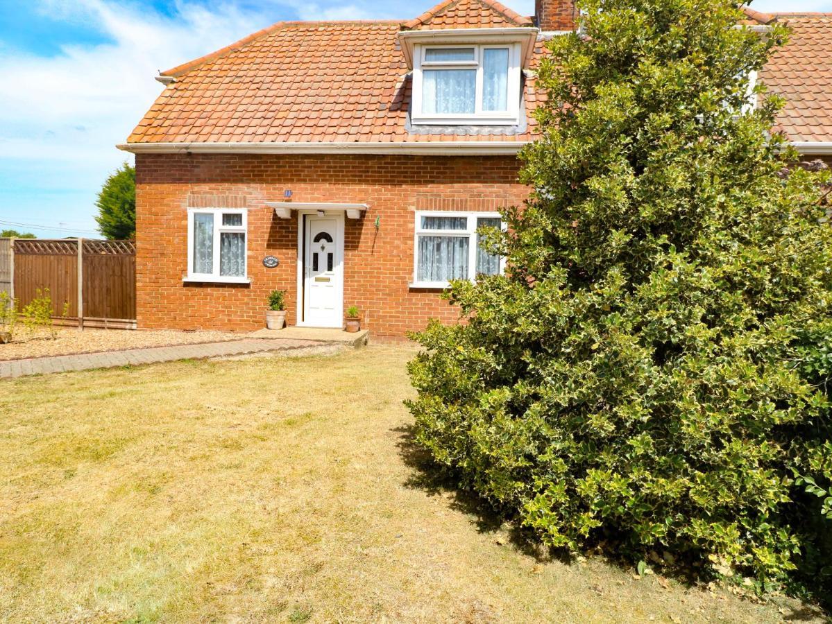 Lillies Pad Villa Thetford Exterior photo