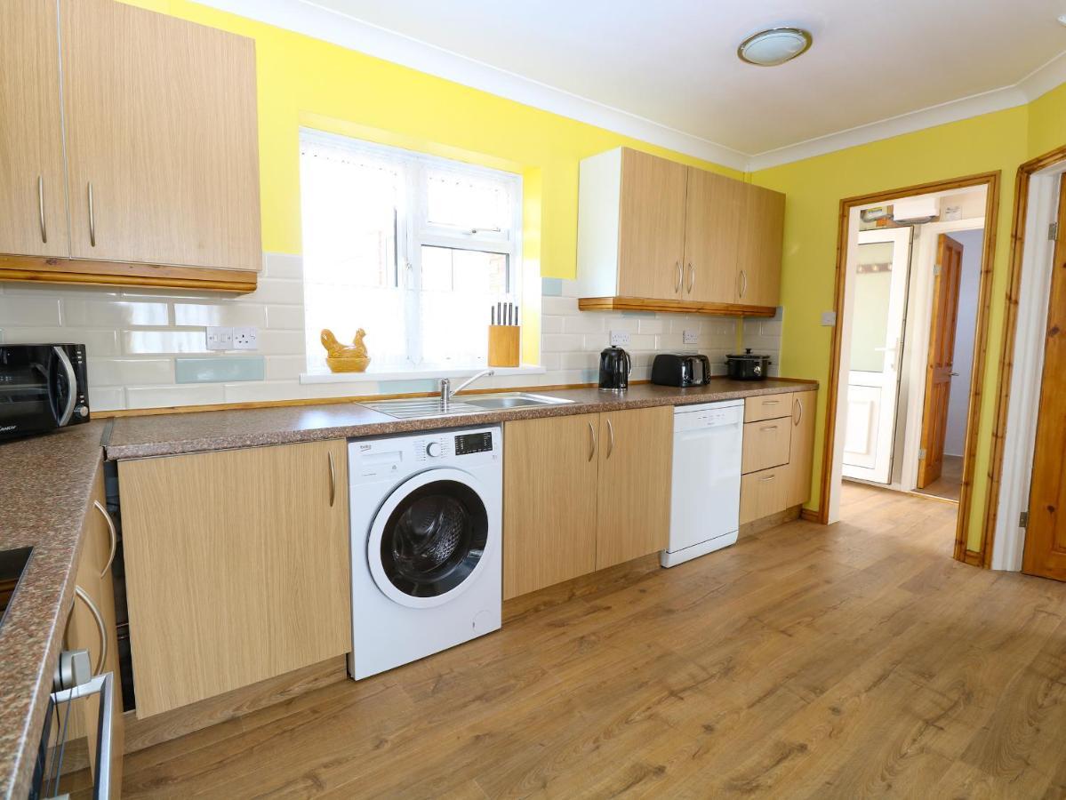 Lillies Pad Villa Thetford Exterior photo