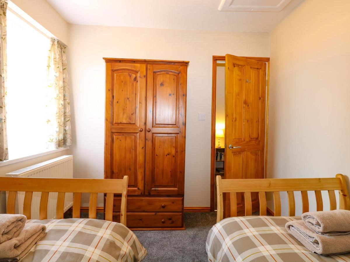 Lillies Pad Villa Thetford Exterior photo